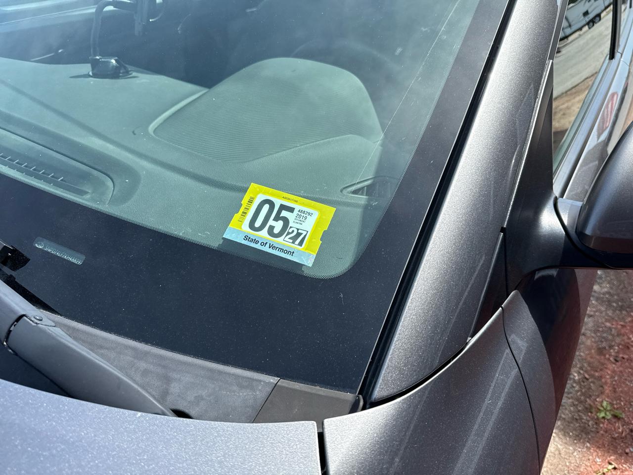 Hyundai Elantra SE 6AT 2019