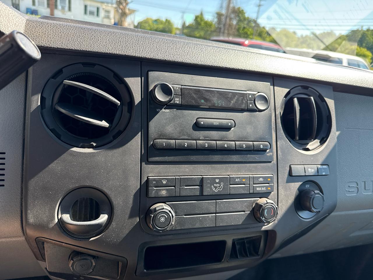 Ford F-250 SD XL SuperCab 4WD 2015