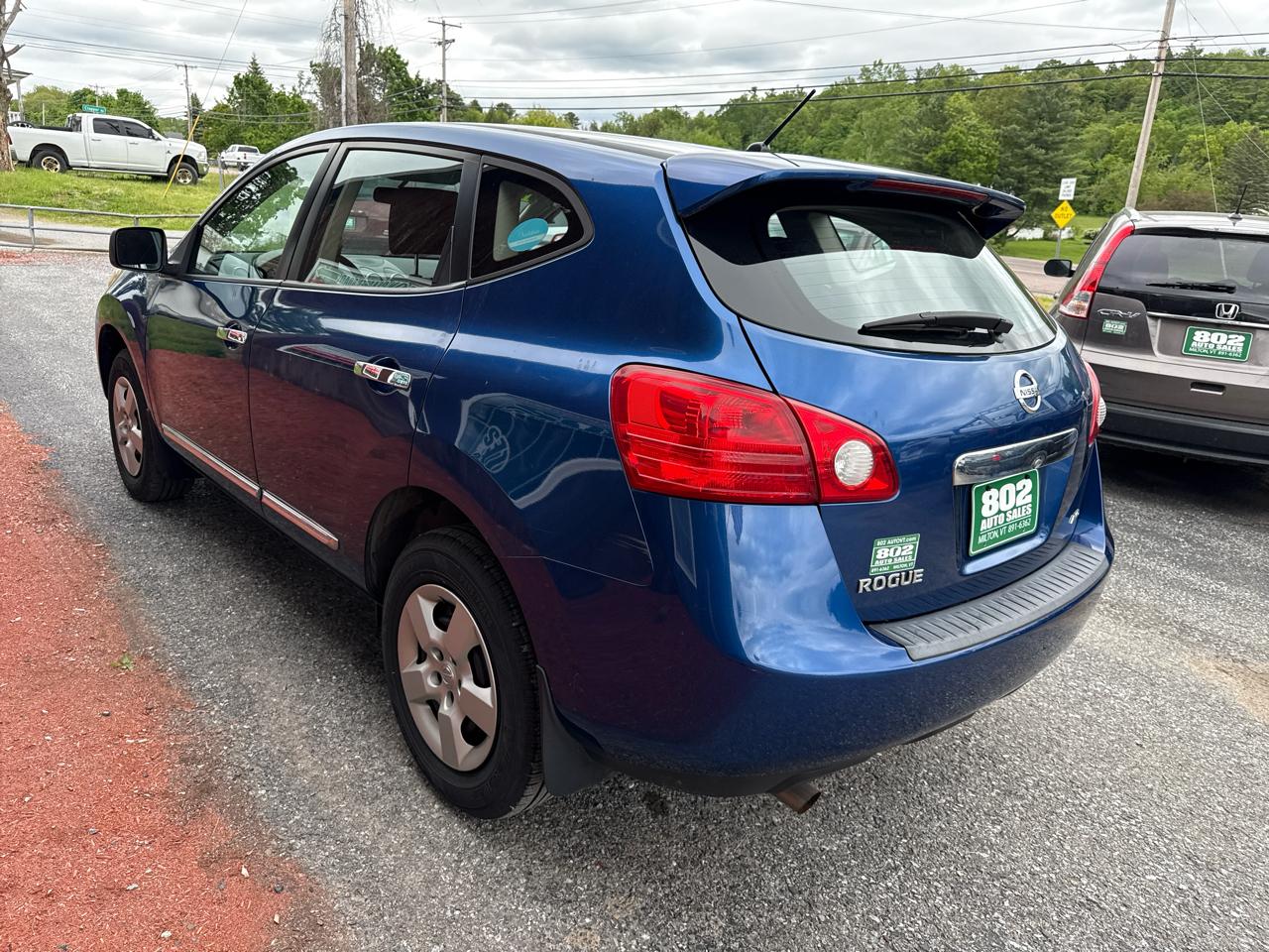Nissan Rogue S AWD 2011