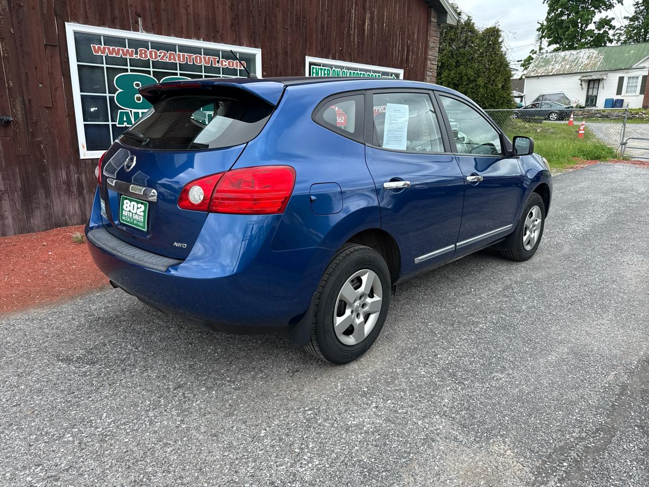 Nissan Rogue S AWD 2011