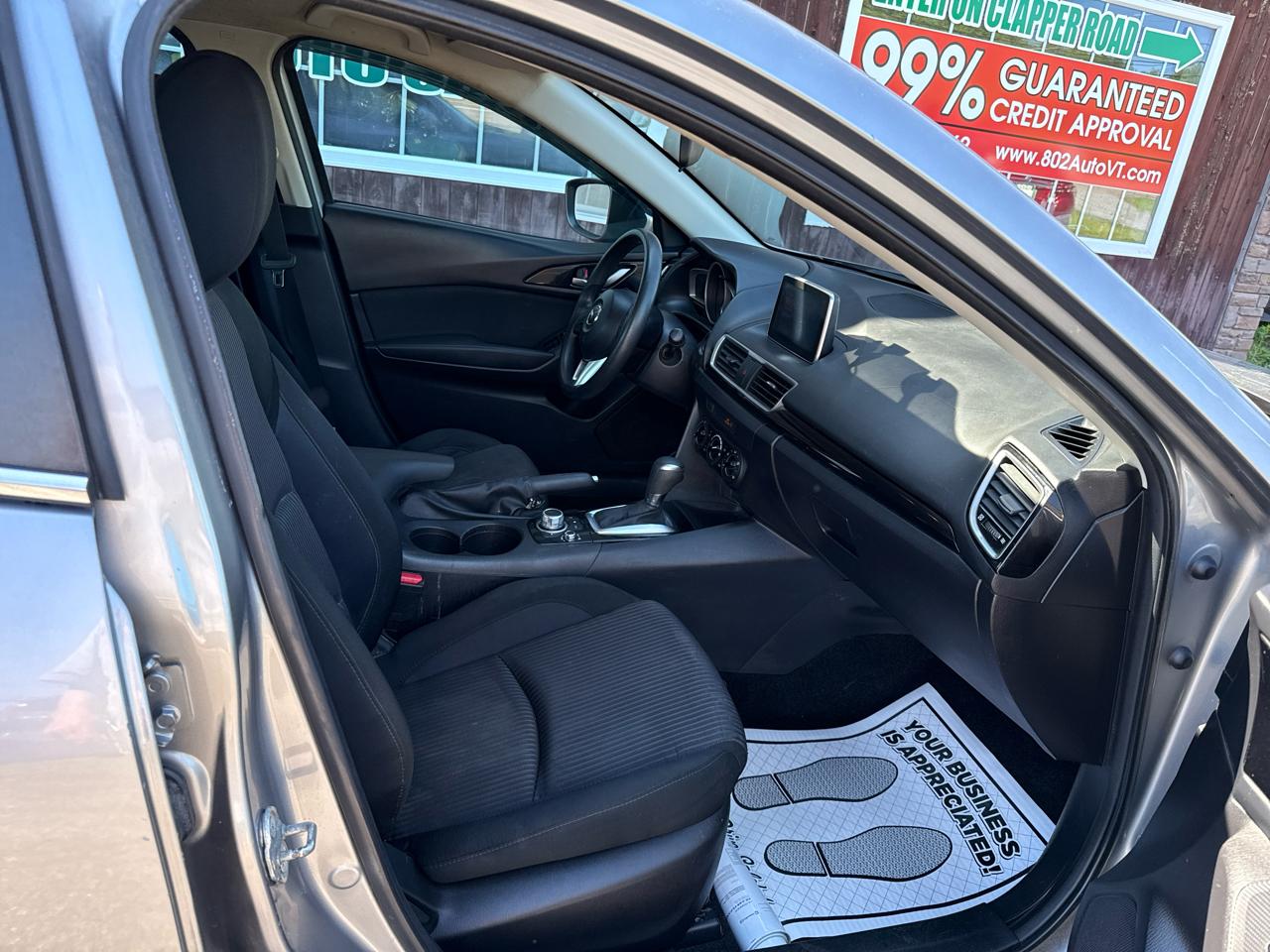 Mazda MAZDA3 i Sport AT 4-Door 2016