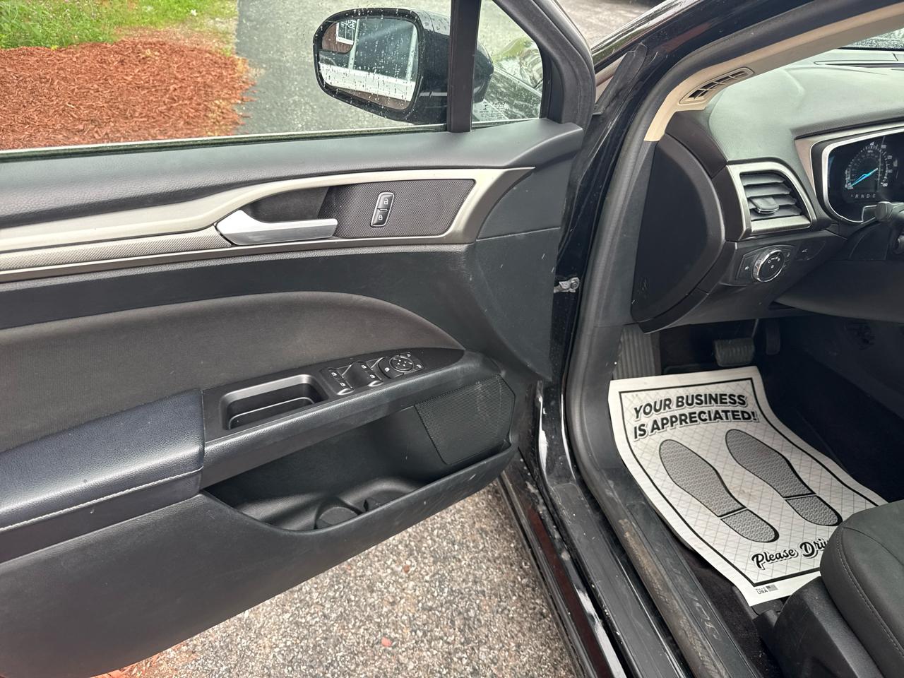 Ford Fusion SE 2017