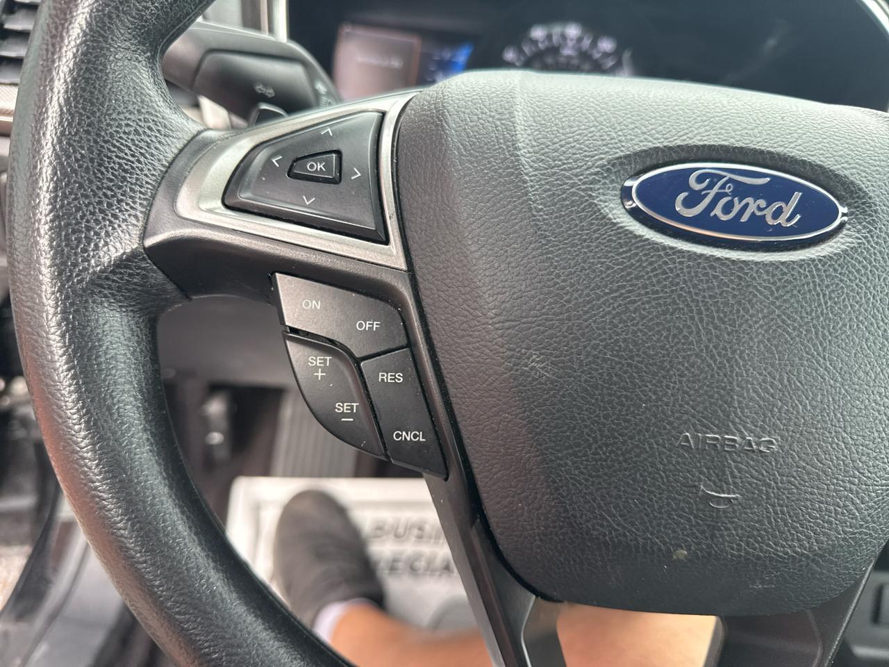 Ford Fusion SE 2017