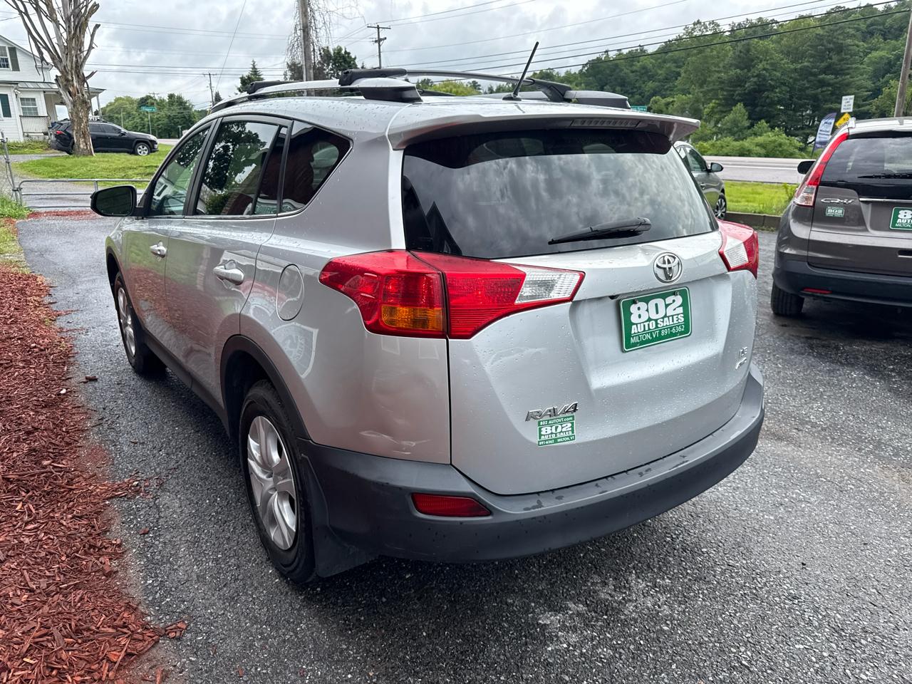 Toyota RAV4 LE AWD 2015