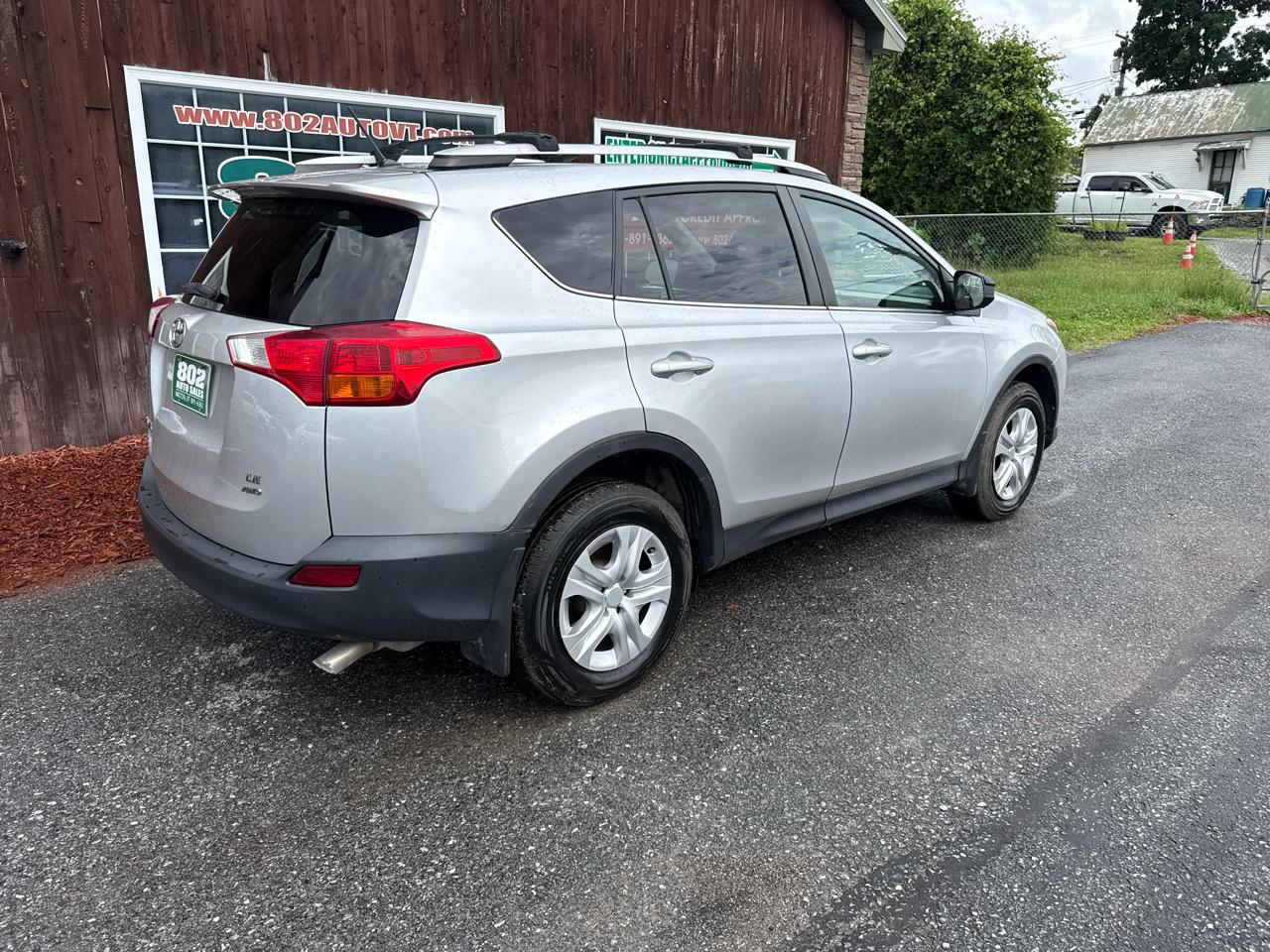 Toyota RAV4 LE AWD 2015