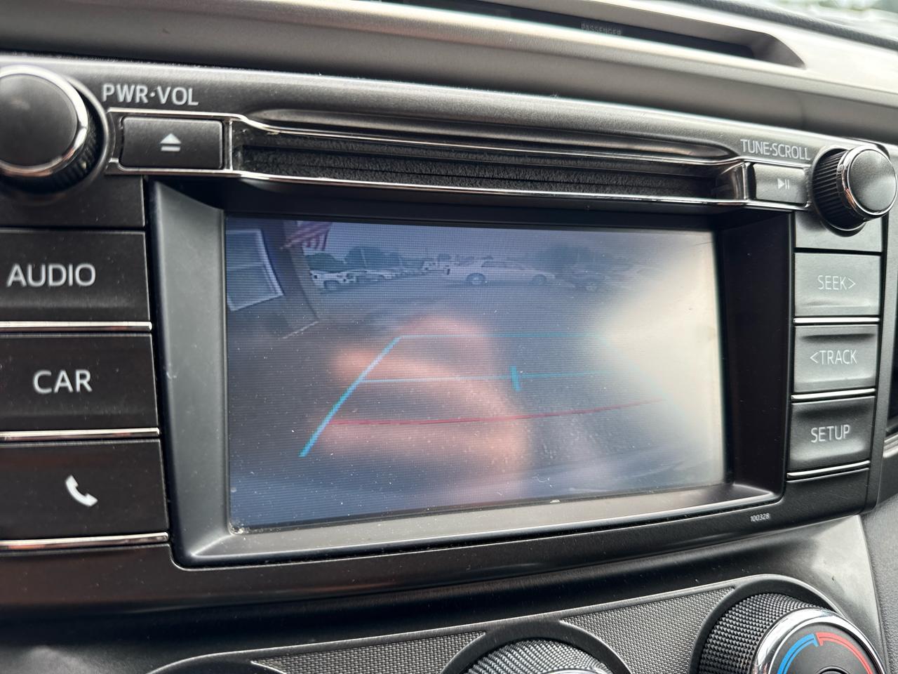 Toyota RAV4 LE AWD 2015
