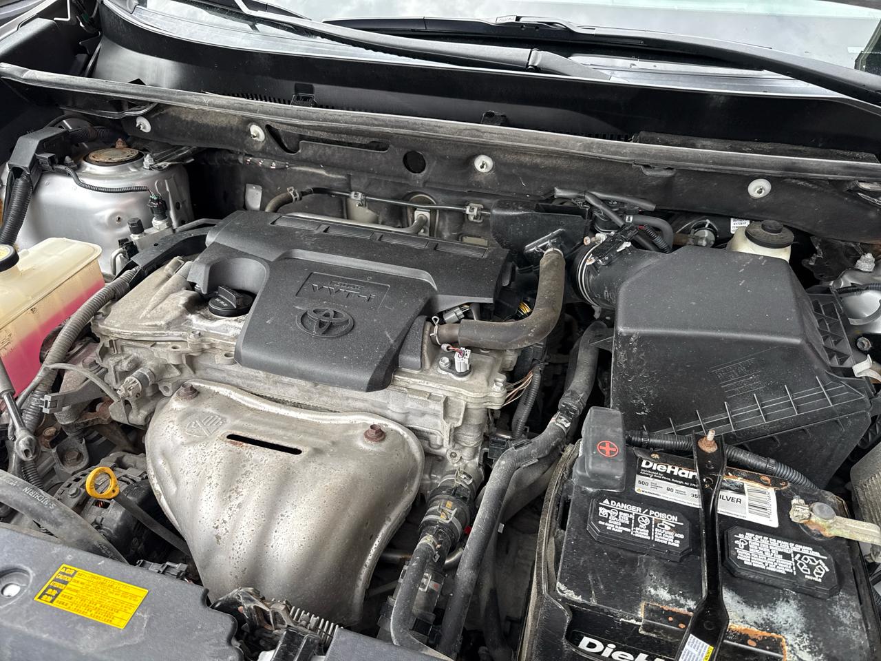 Toyota RAV4 LE AWD 2015