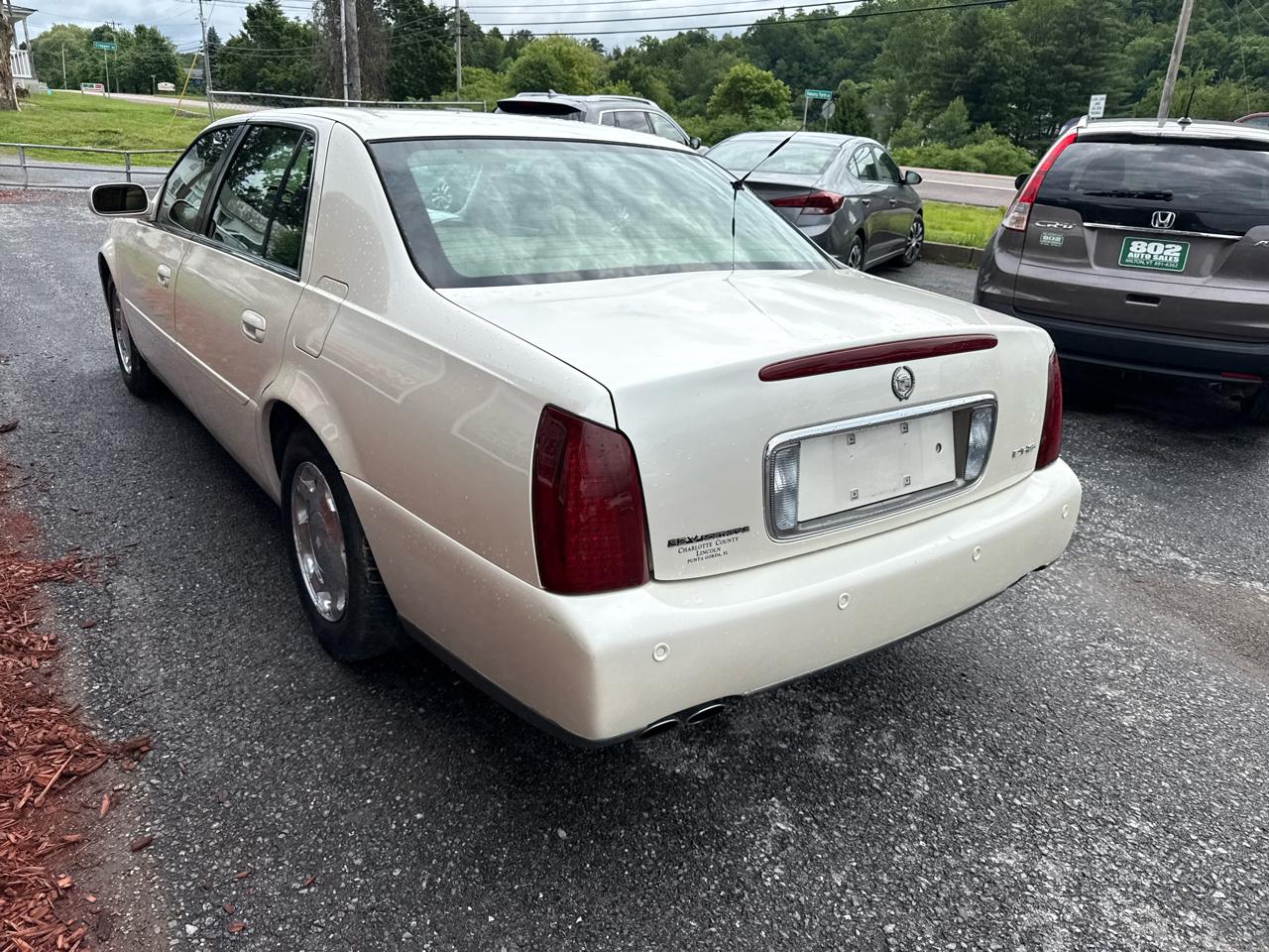 Cadillac DeVille DHS 2000