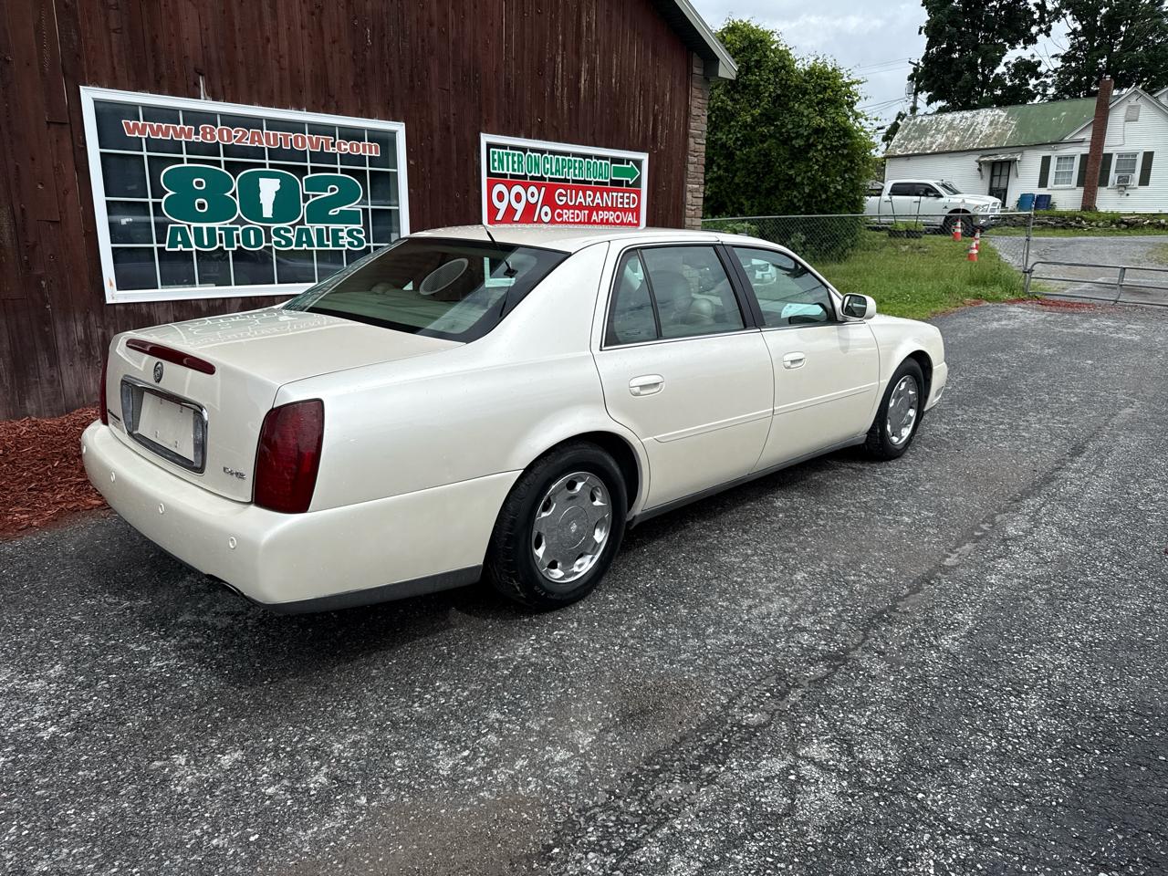 Cadillac DeVille DHS 2000