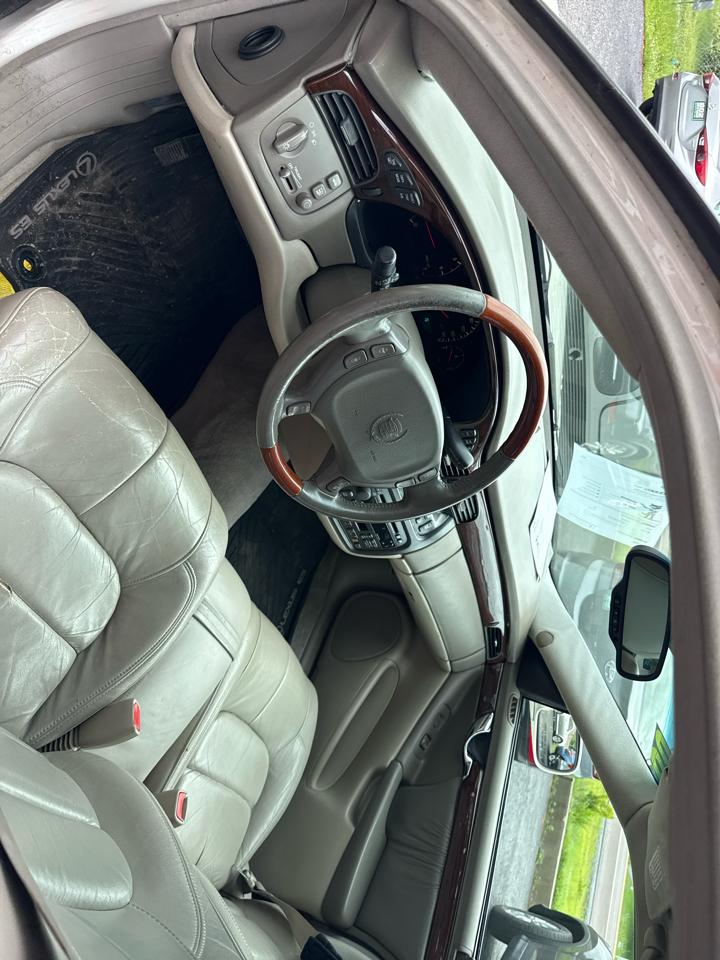 Cadillac DeVille DHS 2000