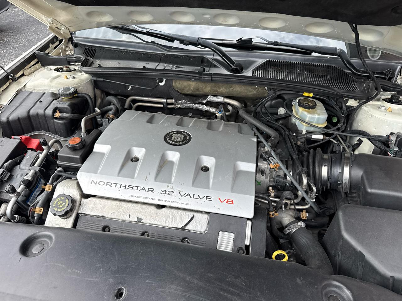Cadillac DeVille DHS 2000