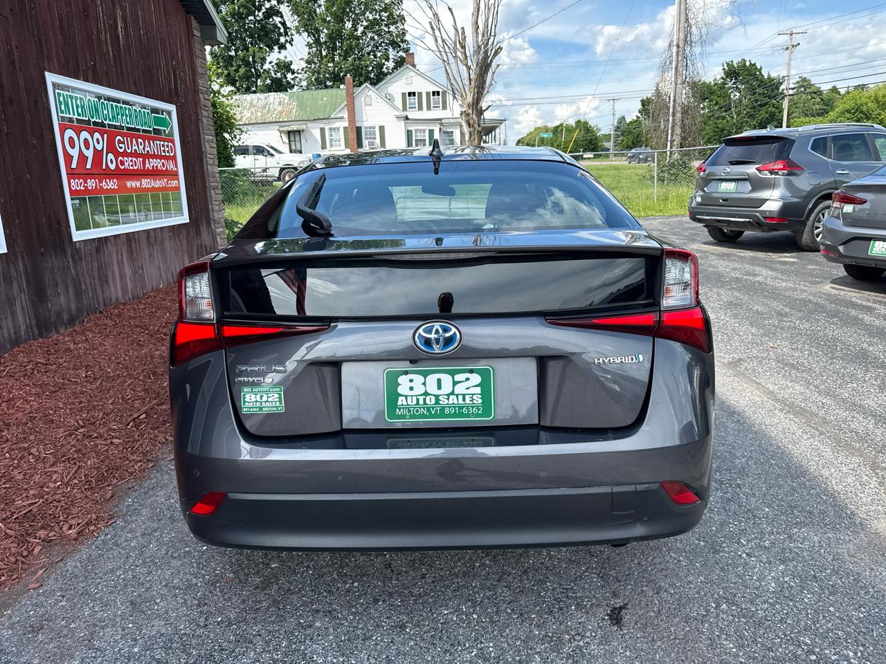 Toyota Prius LE AWD-e 2021