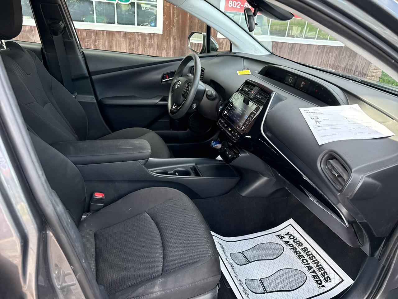 Toyota Prius LE AWD-e 2021