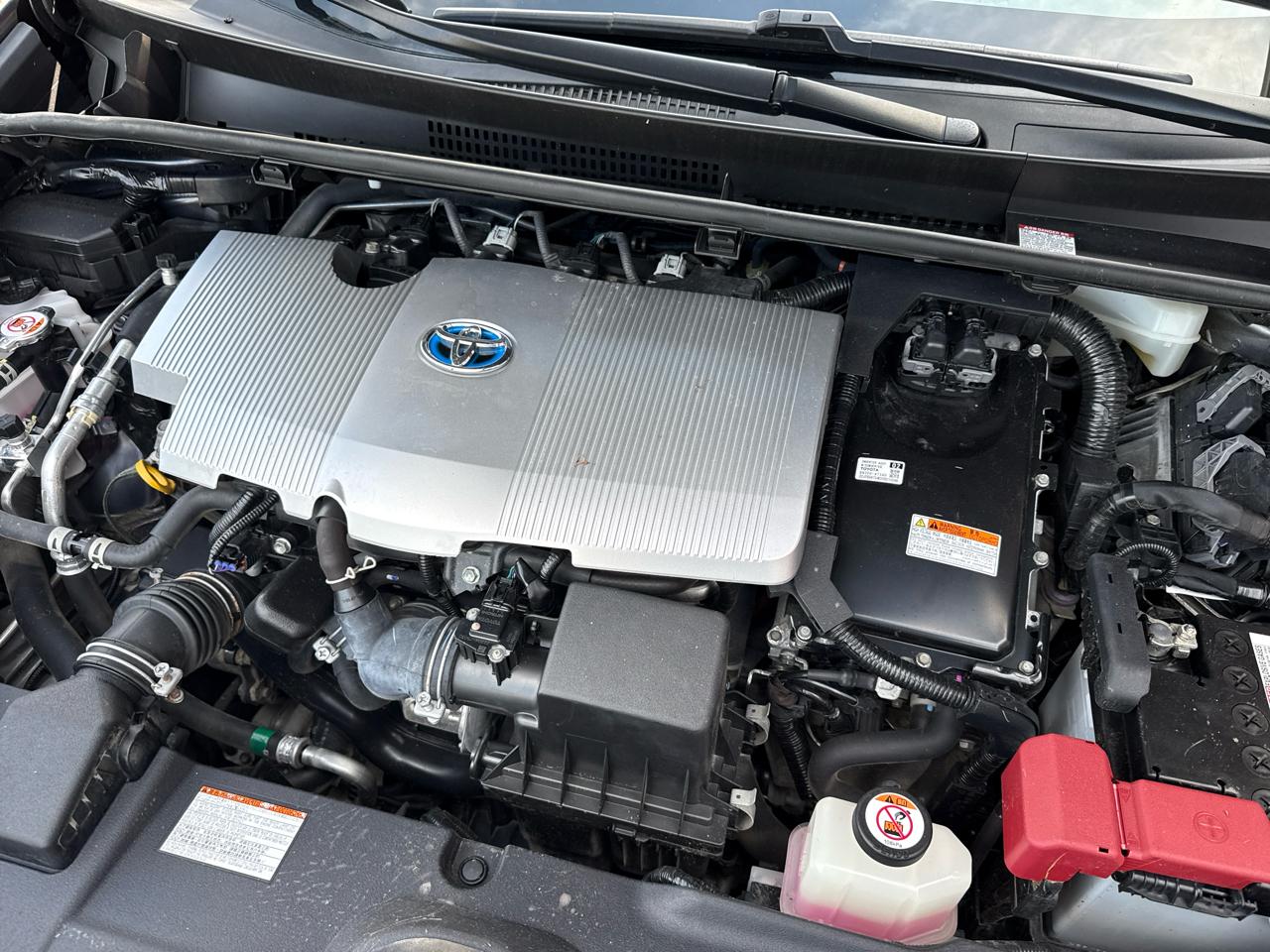 Toyota Prius LE AWD-e 2021