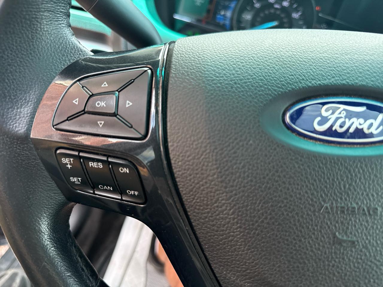 Ford Explorer XLT 4WD 2016