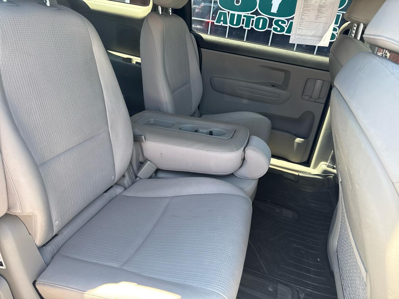 Kia Sedona LX 2021