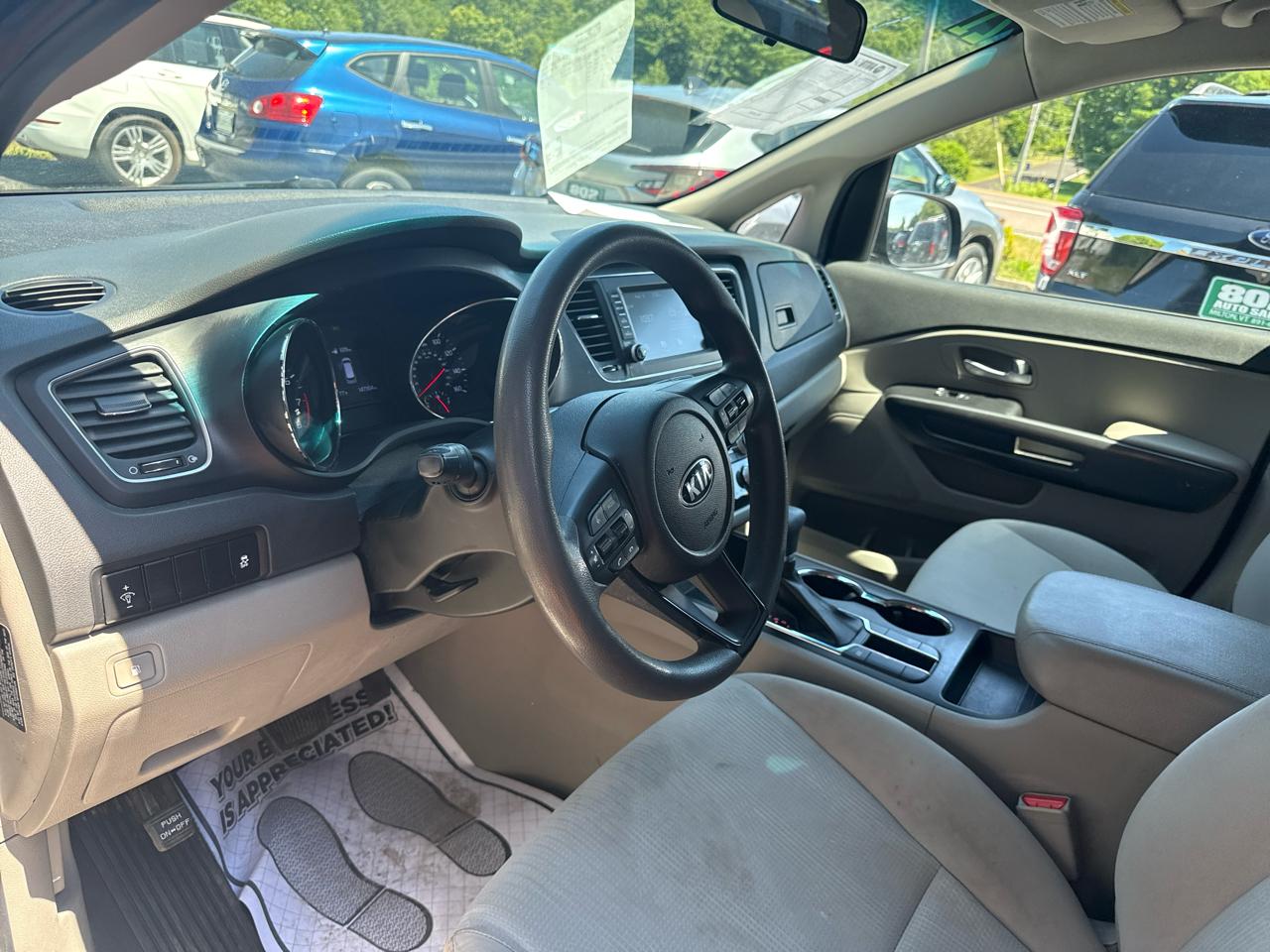 Kia Sedona LX 2021