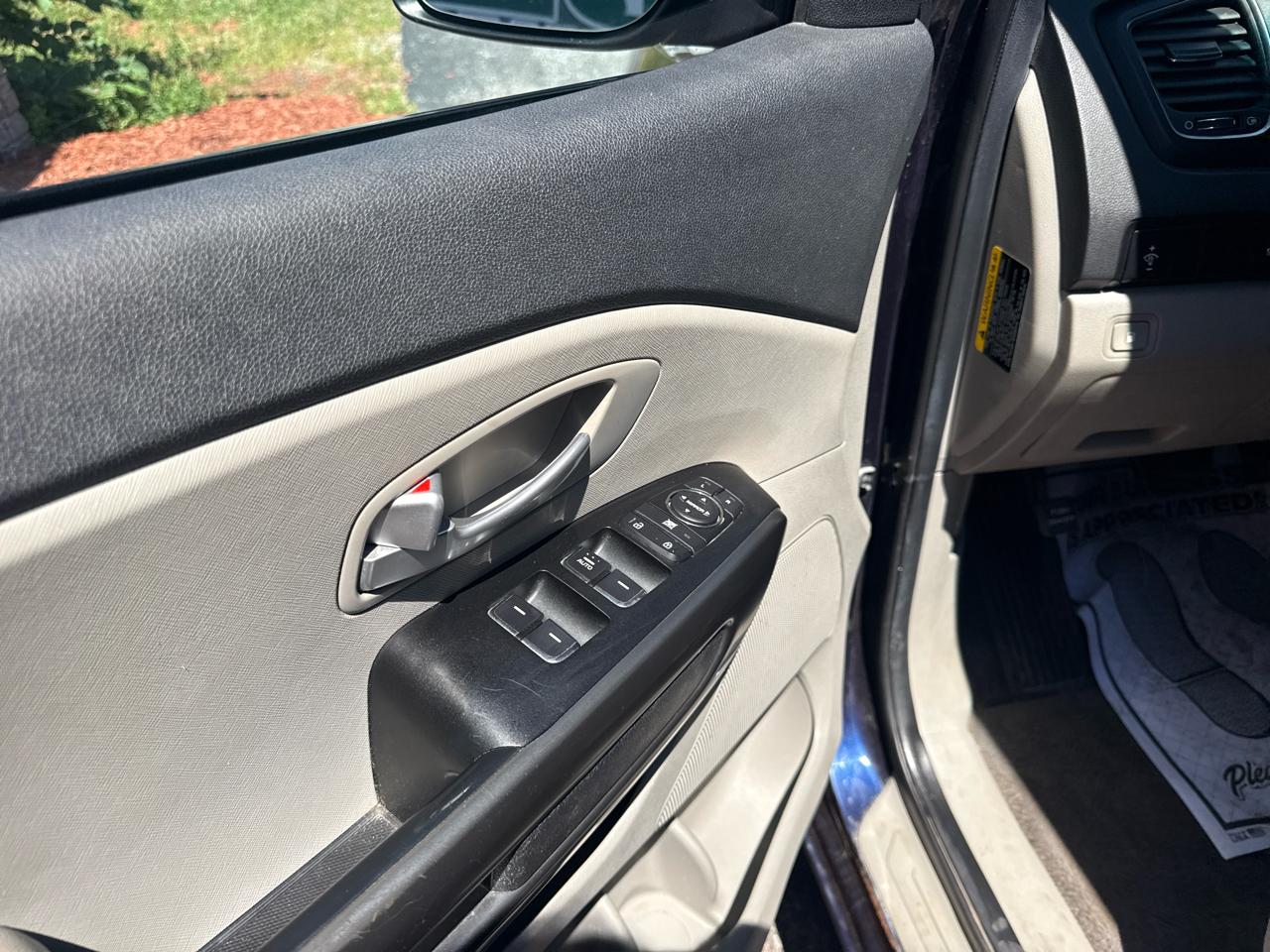 Kia Sedona LX 2021