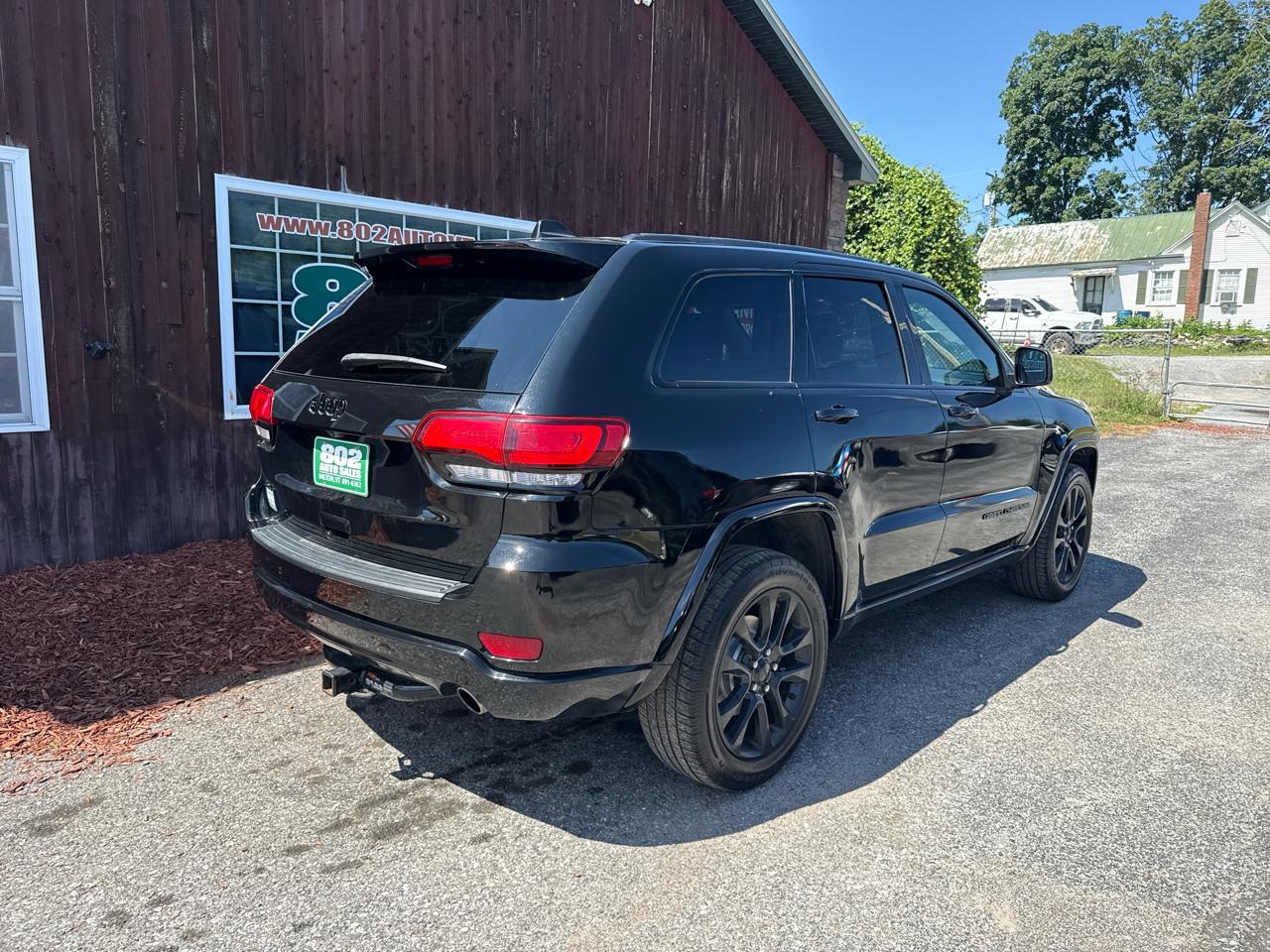 Jeep Grand Cherokee Laredo 4WD 2020