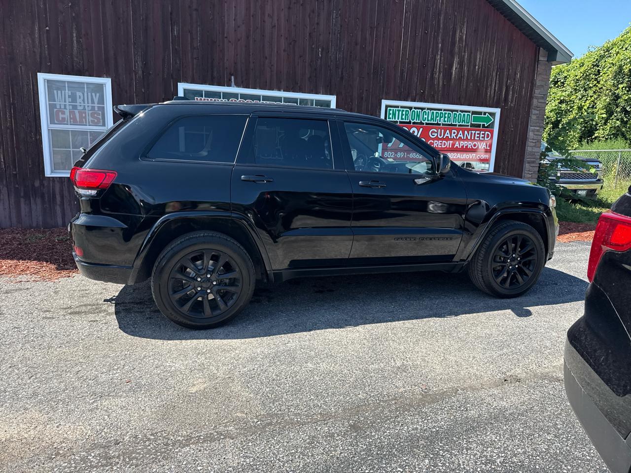 Jeep Grand Cherokee Laredo 4WD 2020