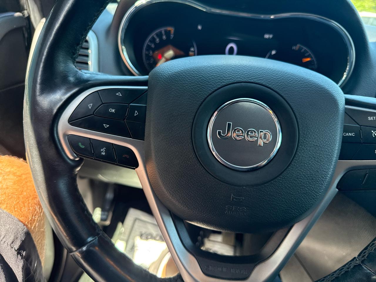Jeep Grand Cherokee Laredo 4WD 2020