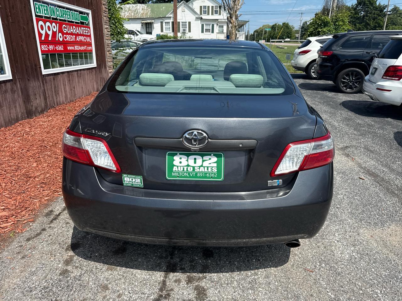 Toyota Camry Hybrid Sedan 2007
