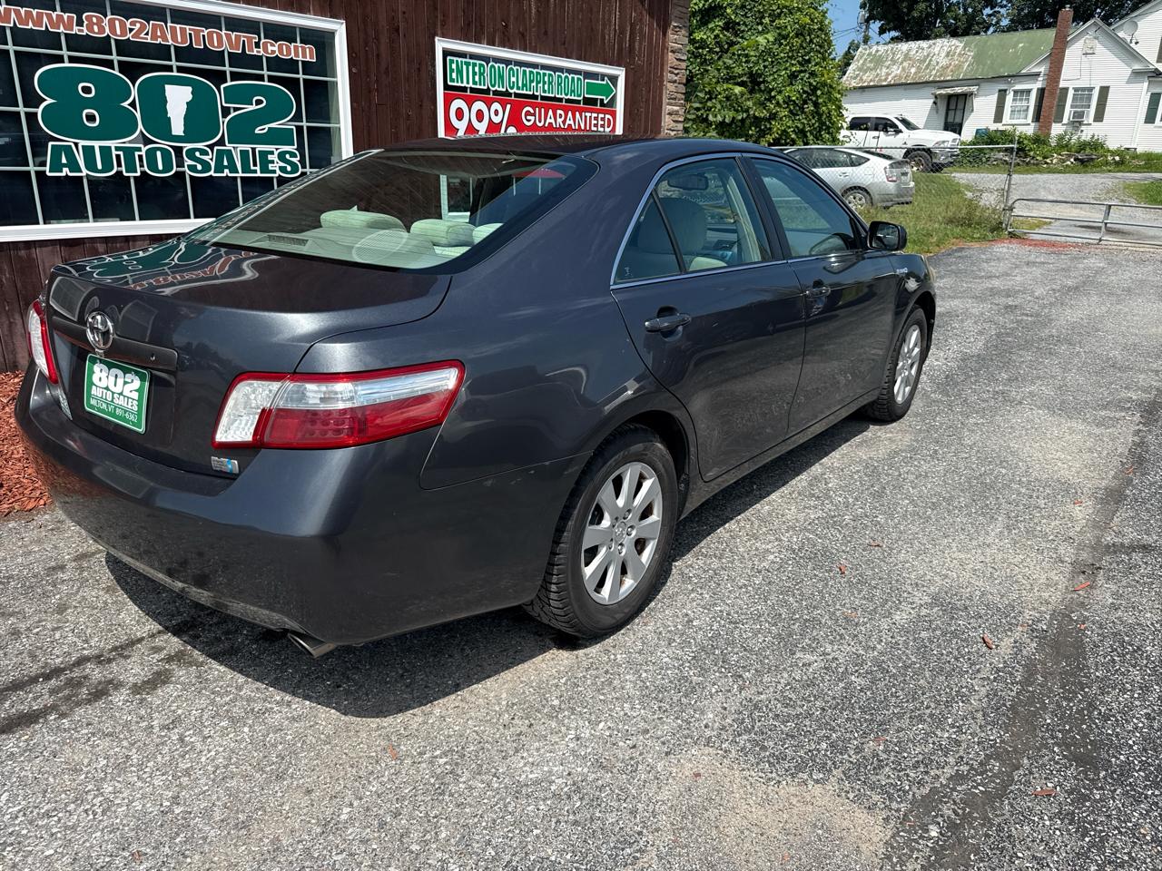 Toyota Camry Hybrid Sedan 2007