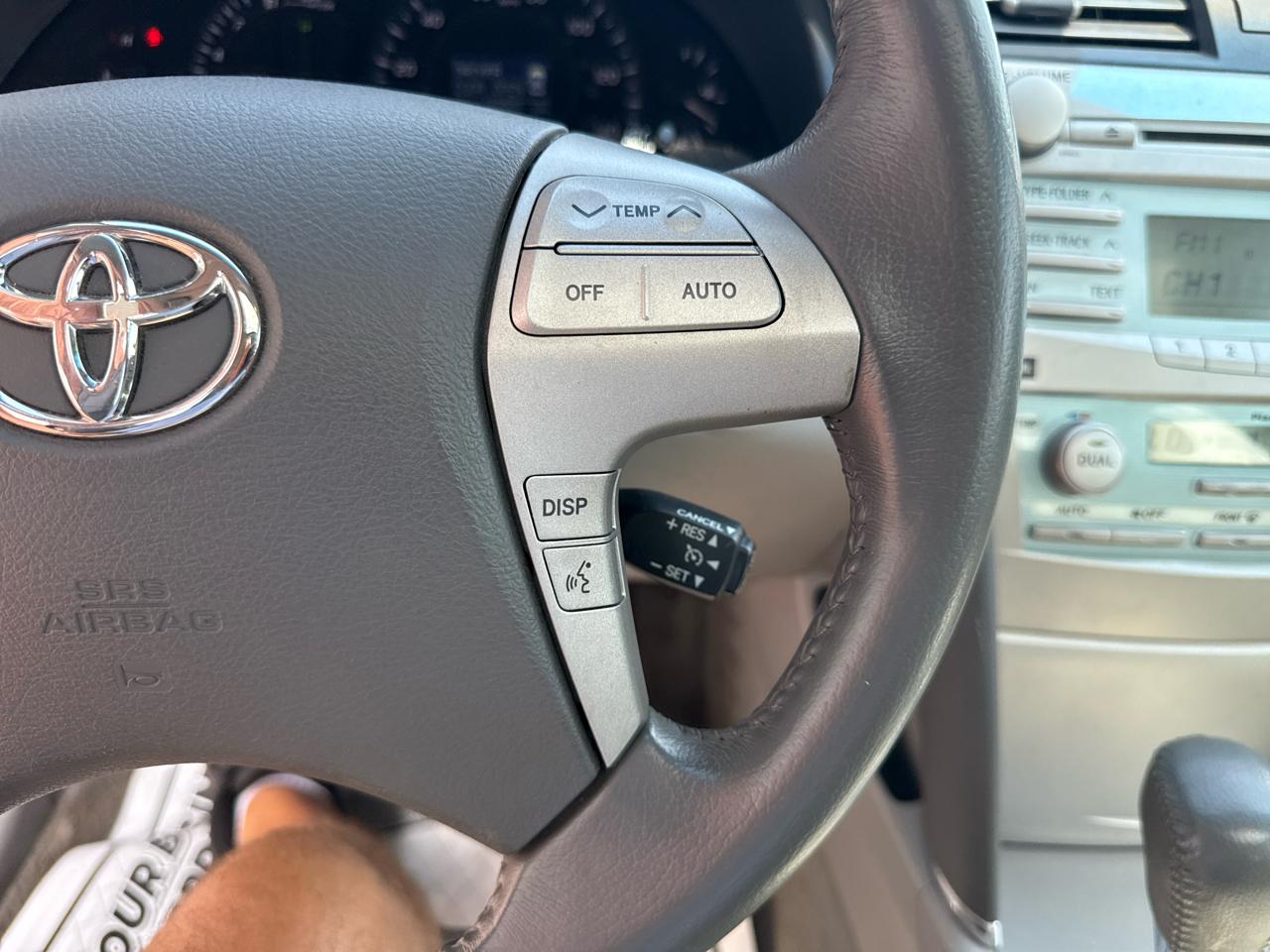 Toyota Camry Hybrid Sedan 2007