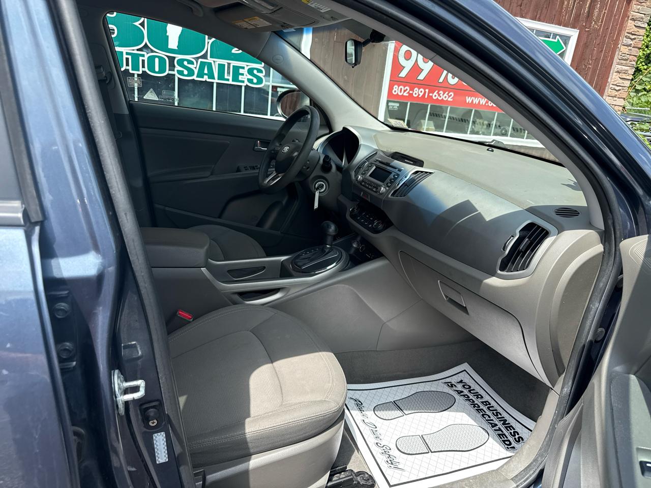 Kia Sportage LX AWD 2011