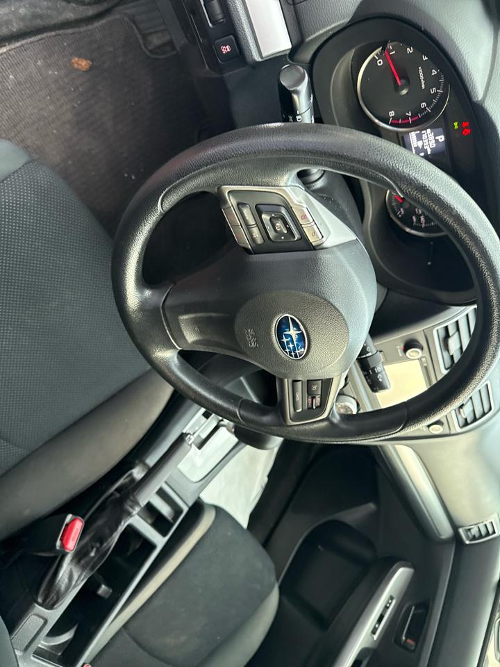 Subaru Impreza 2.0i PZEV CVT 5-Door 2016