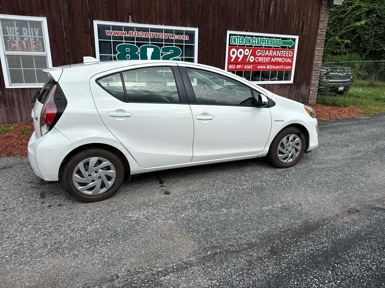 Toyota Prius c Four 2015