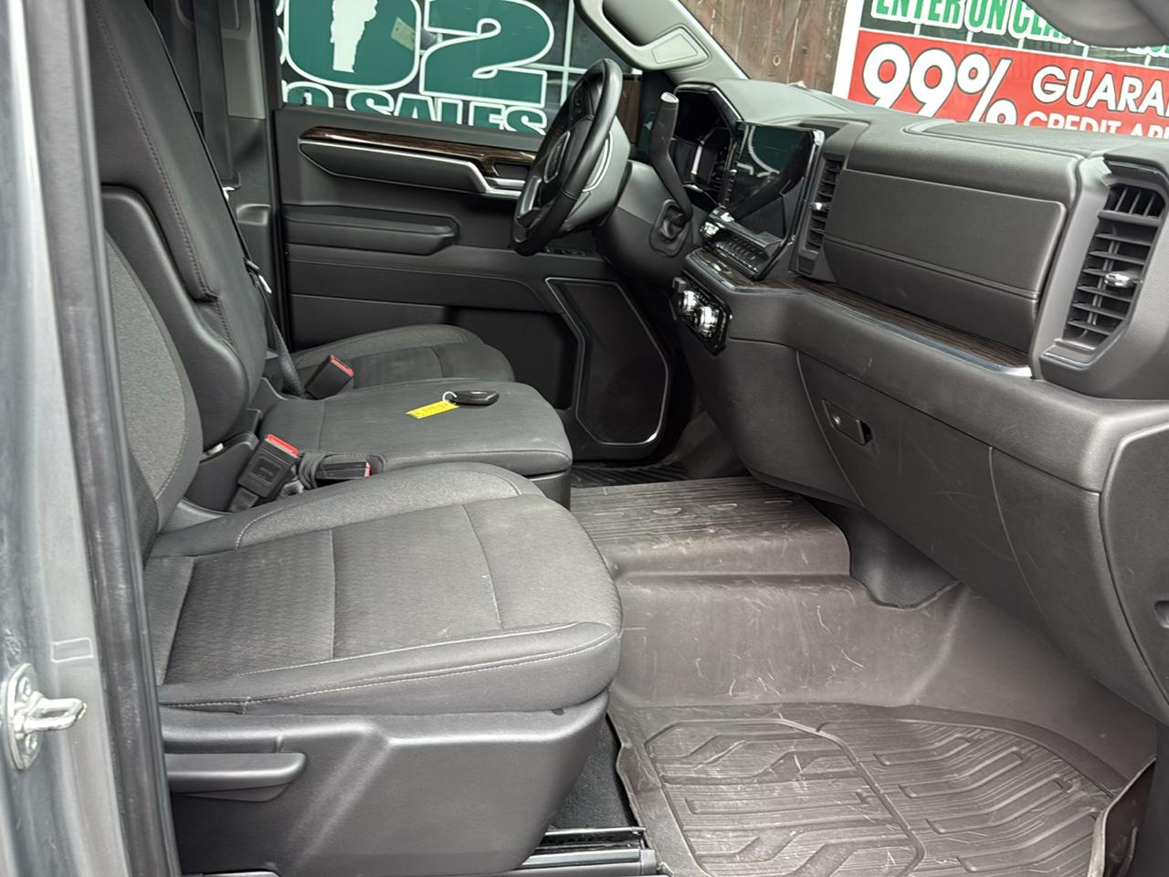 GMC Sierra 1500 Elevation Double Cab 4WD w/3VL 2025