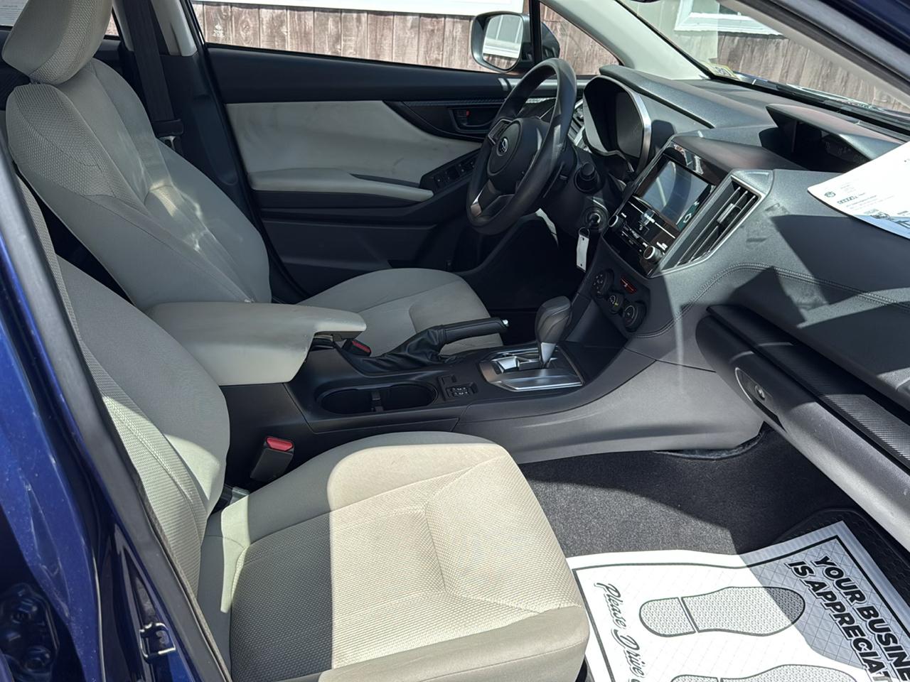 Subaru Impreza 2.0i Premium CVT 5-Door 2017