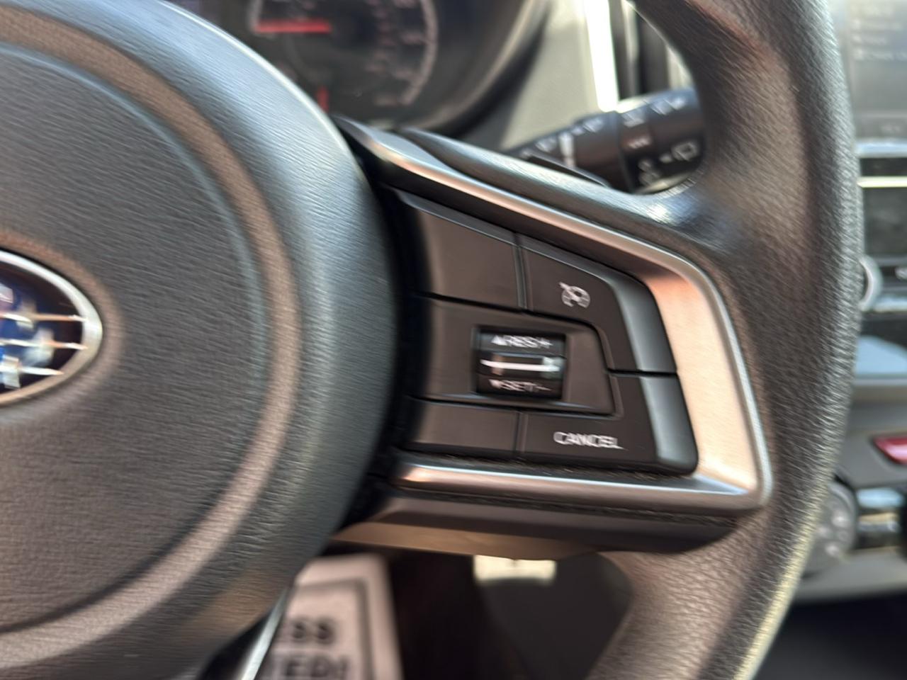 Subaru Impreza 2.0i Premium CVT 5-Door 2017