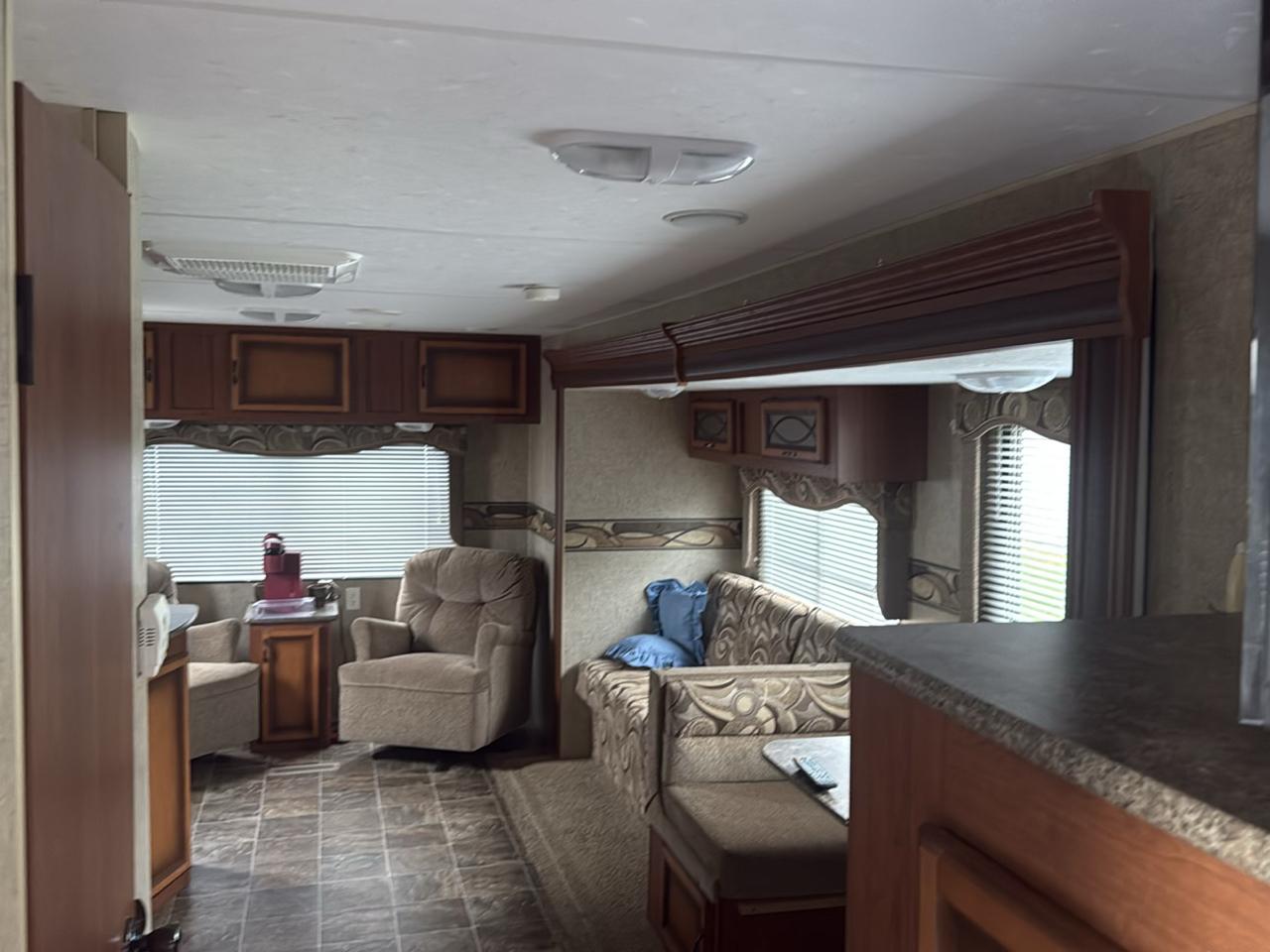 KZ Recreational Vehicles Sportsmen  2014