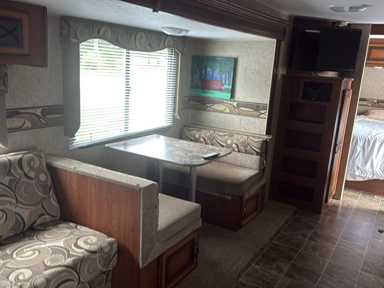 KZ Recreational Vehicles Sportsmen  2014