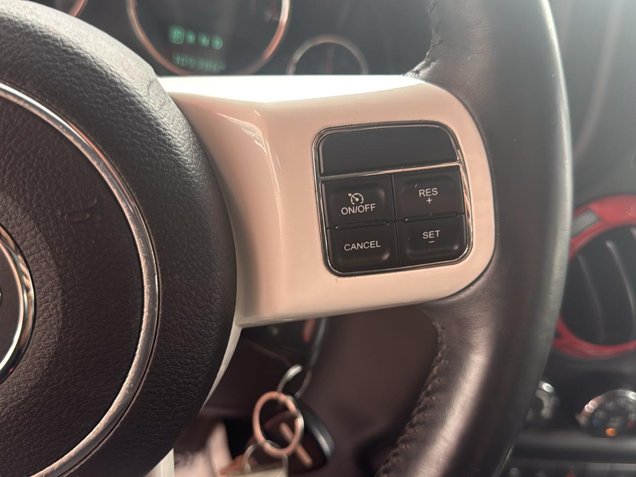 Jeep Wrangler Sahara 4WD 2015