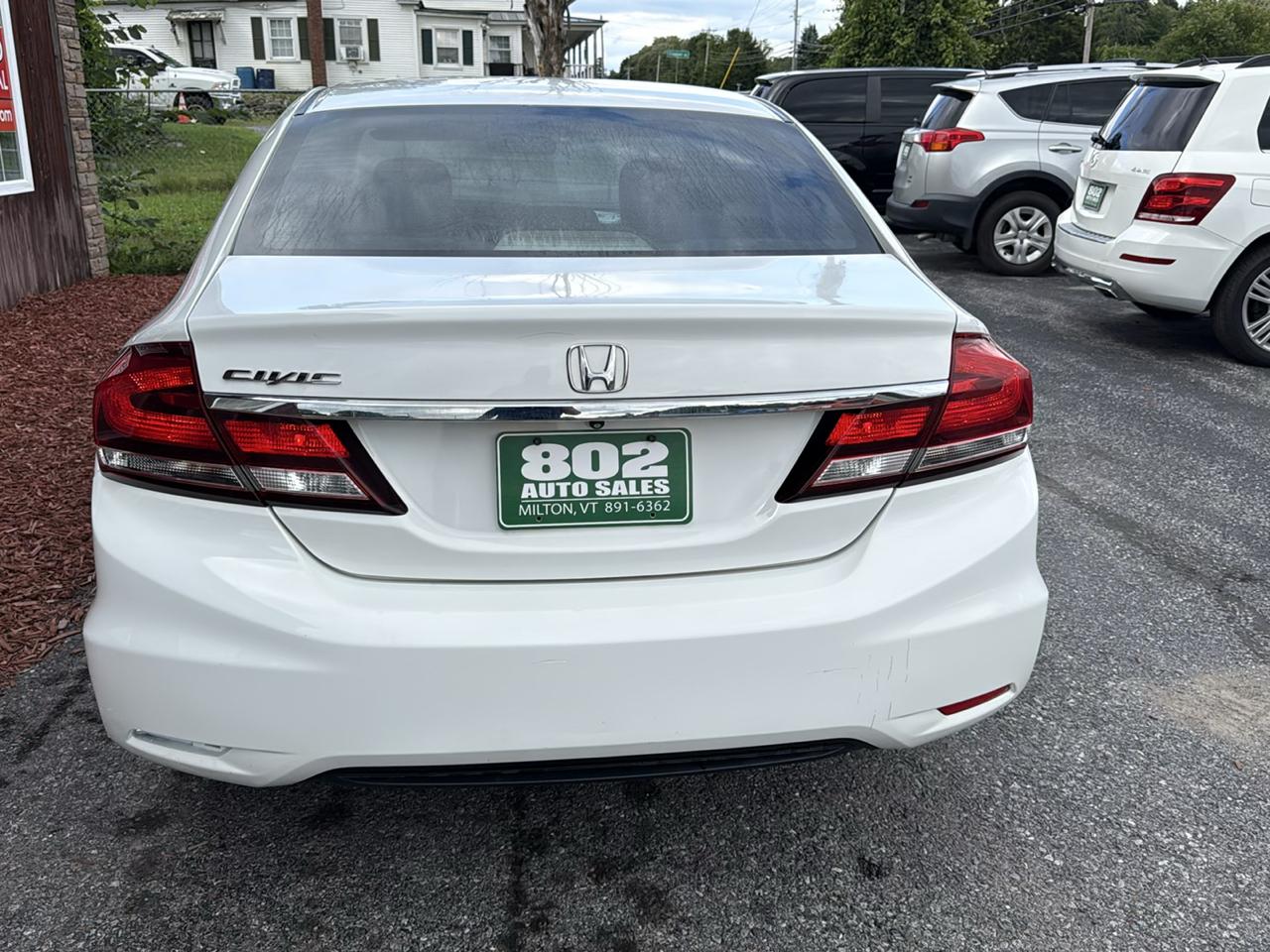 Honda Civic LX Sedan 5-Speed AT 2013