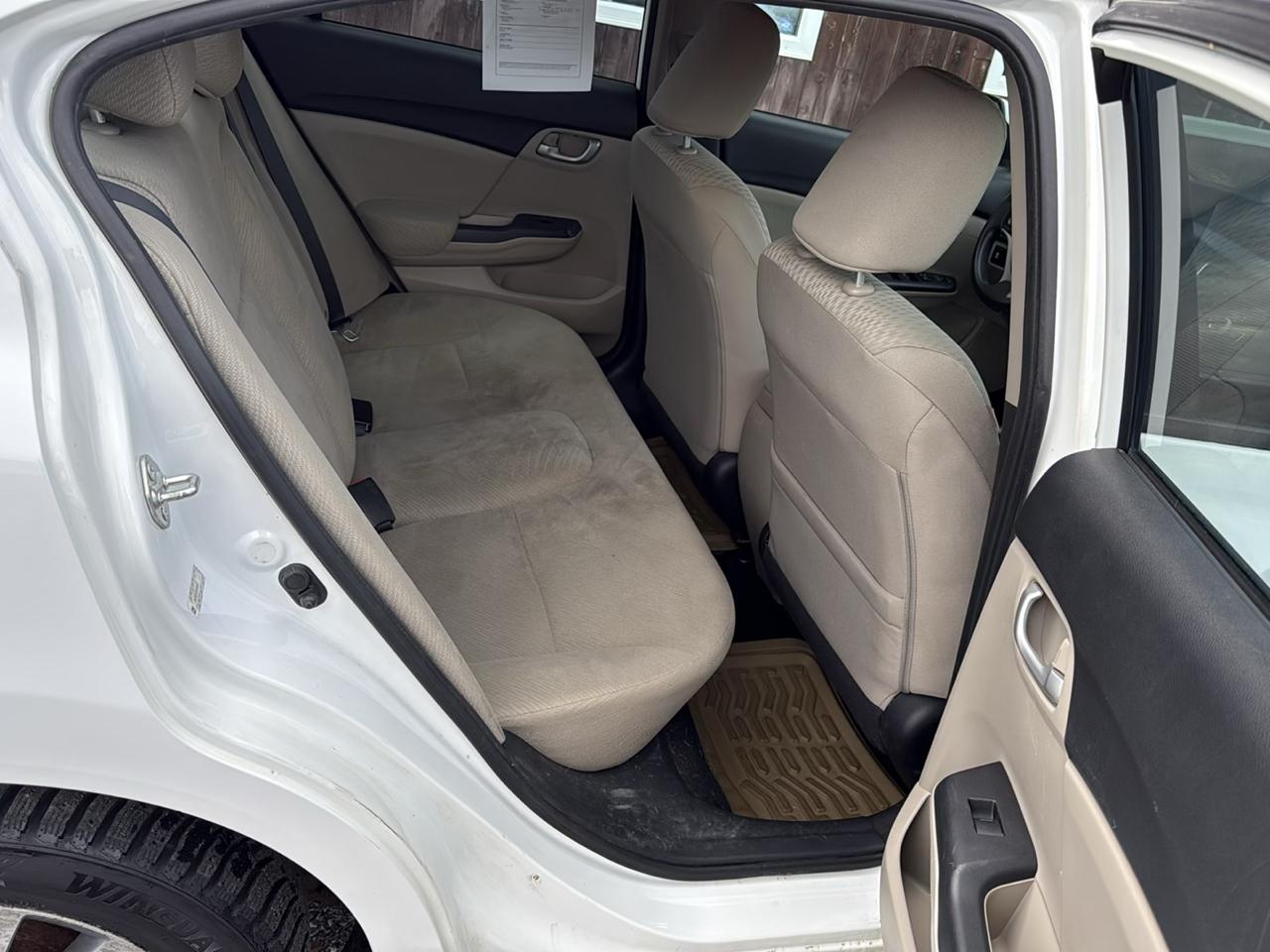 Honda Civic LX Sedan 5-Speed AT 2013