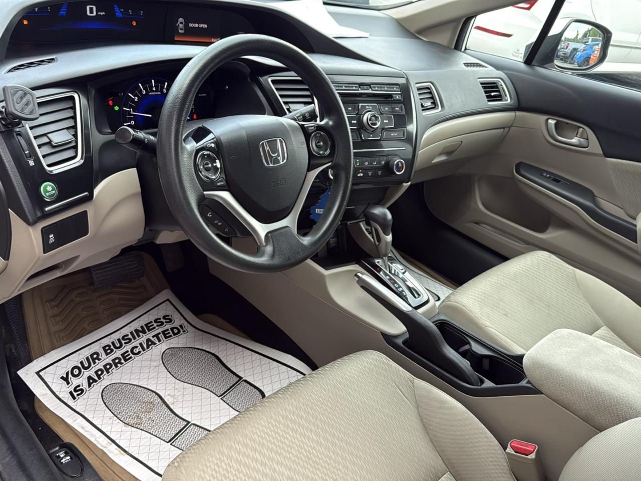Honda Civic LX Sedan 5-Speed AT 2013