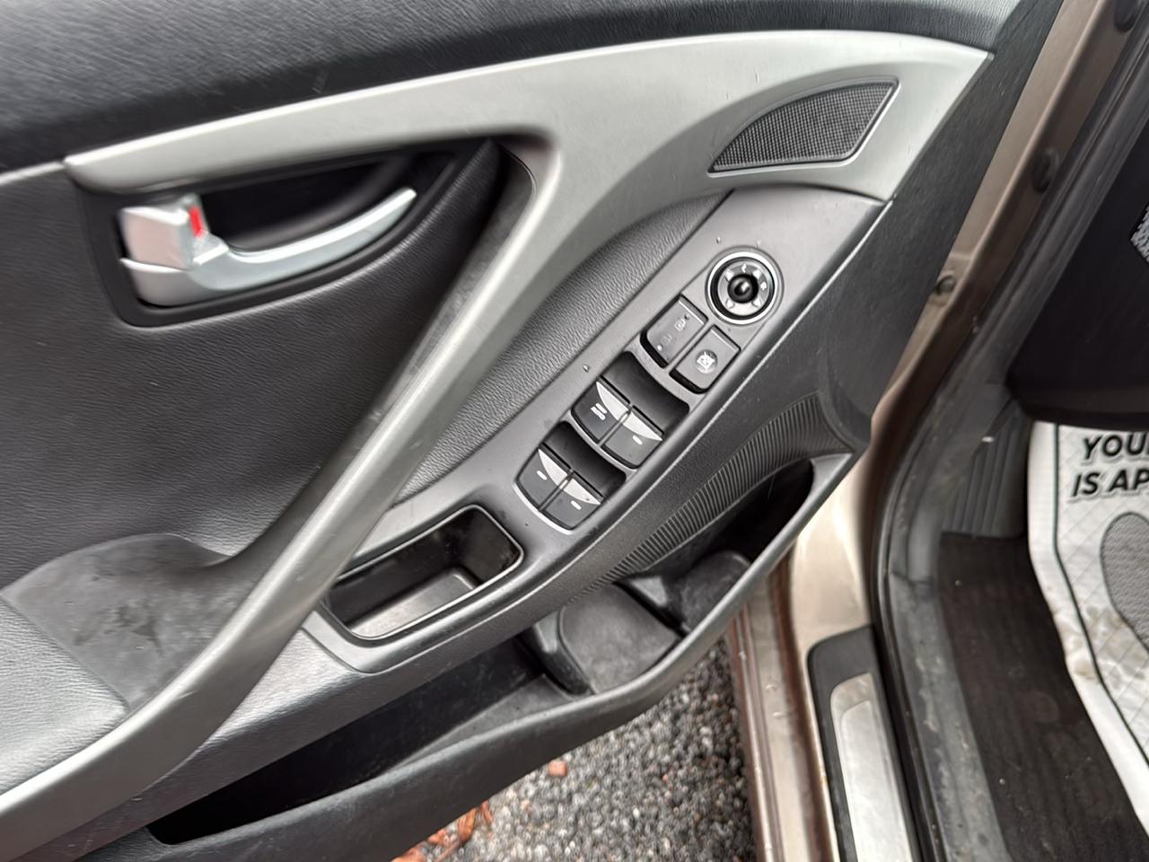 Hyundai Elantra Limited 2014