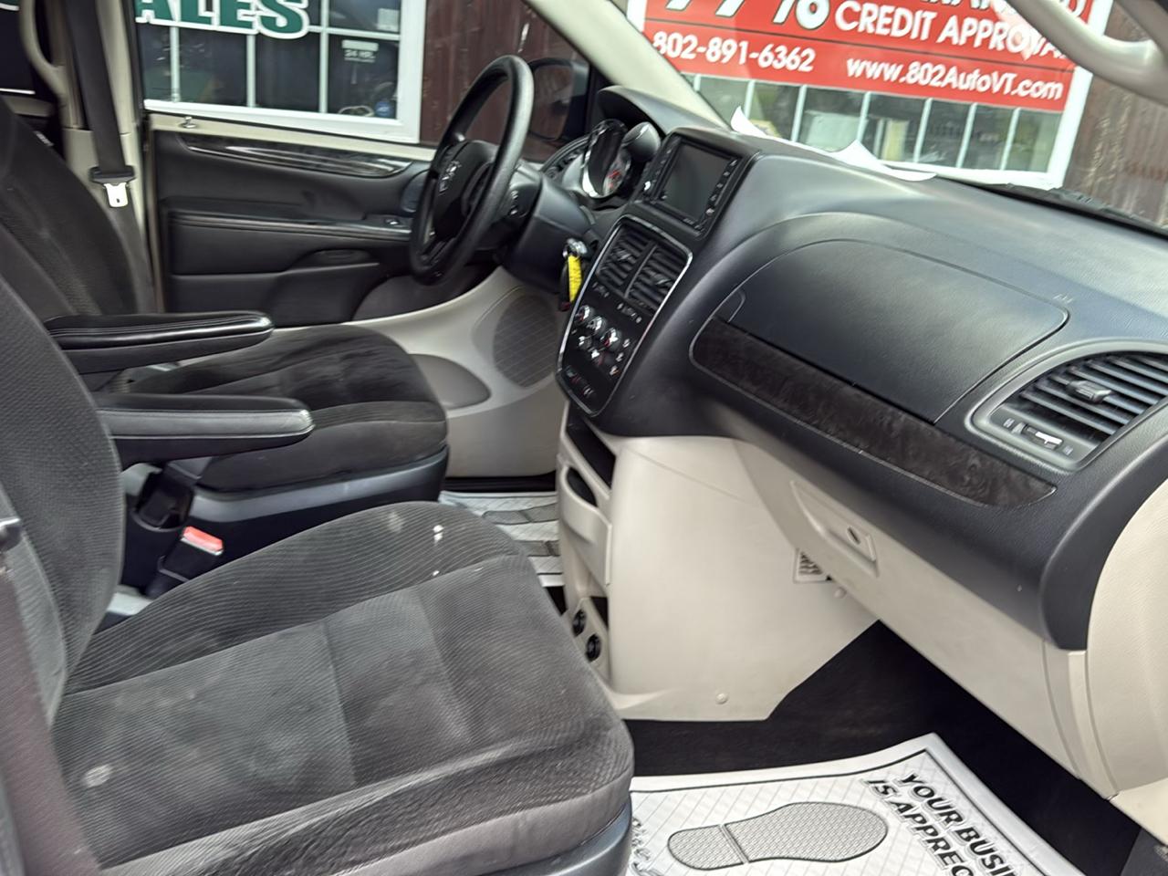 Dodge Grand Caravan SE 2017