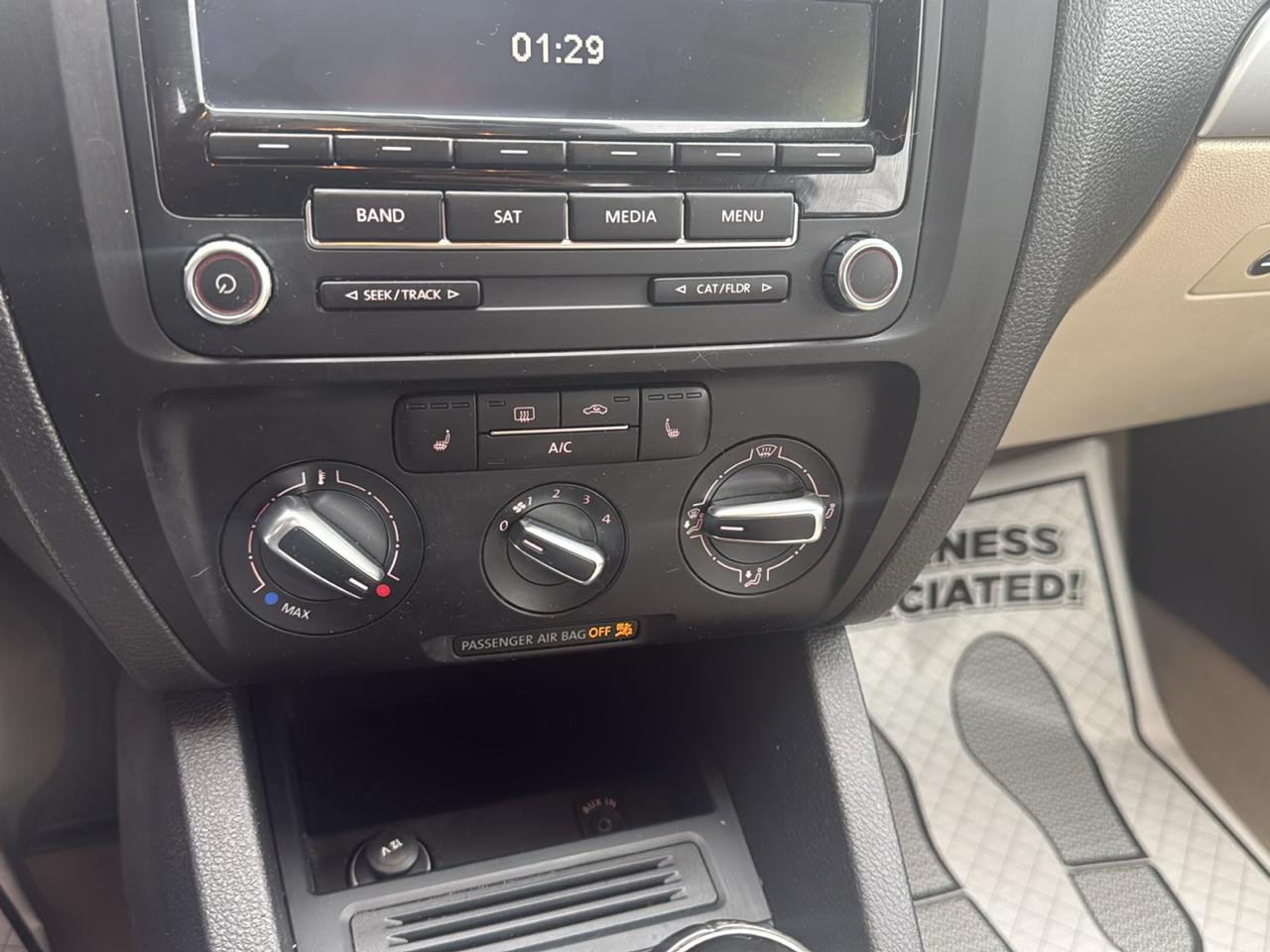 Volkswagen Jetta SE 2014