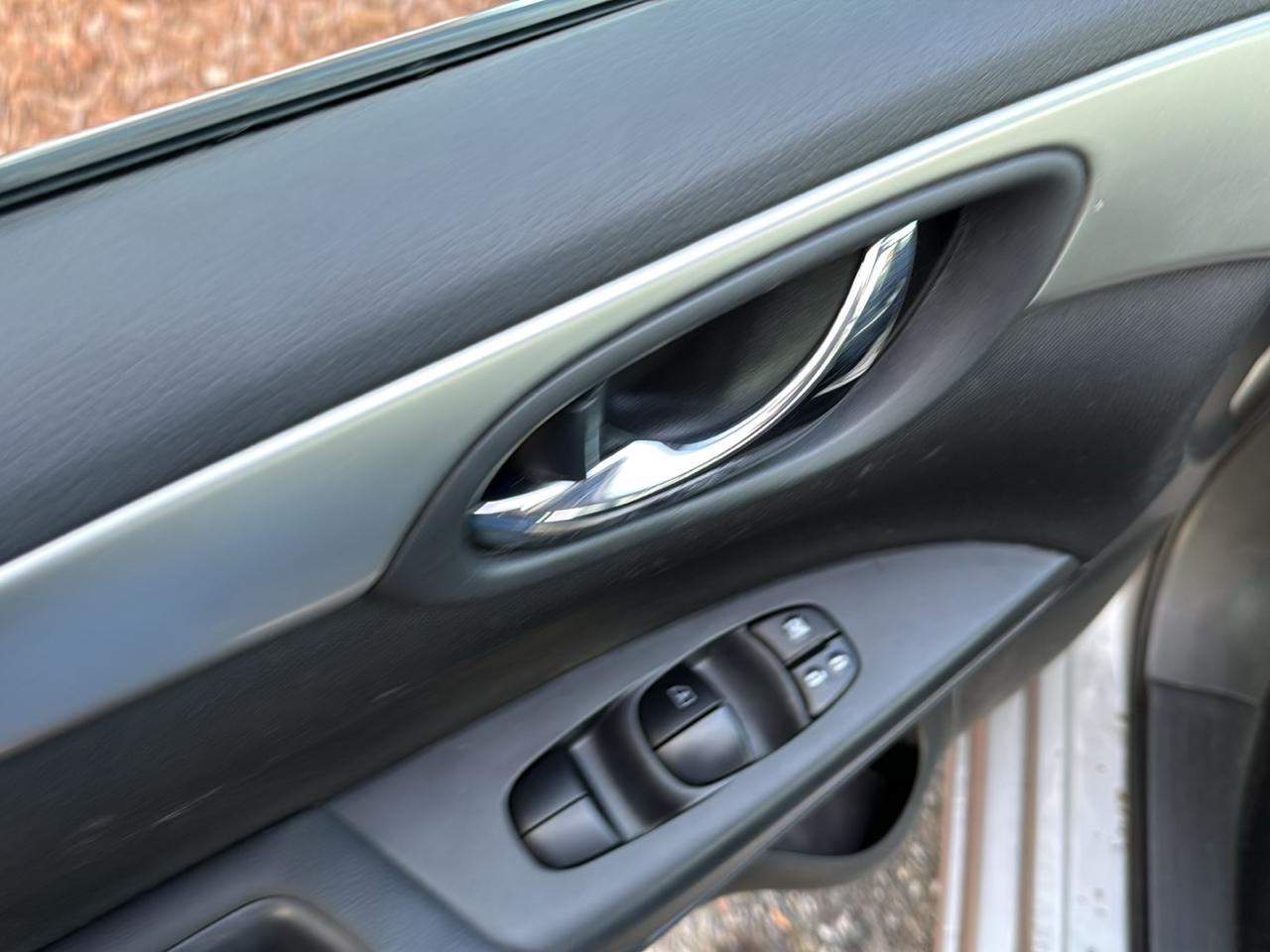 Nissan Sentra S CVT 2019
