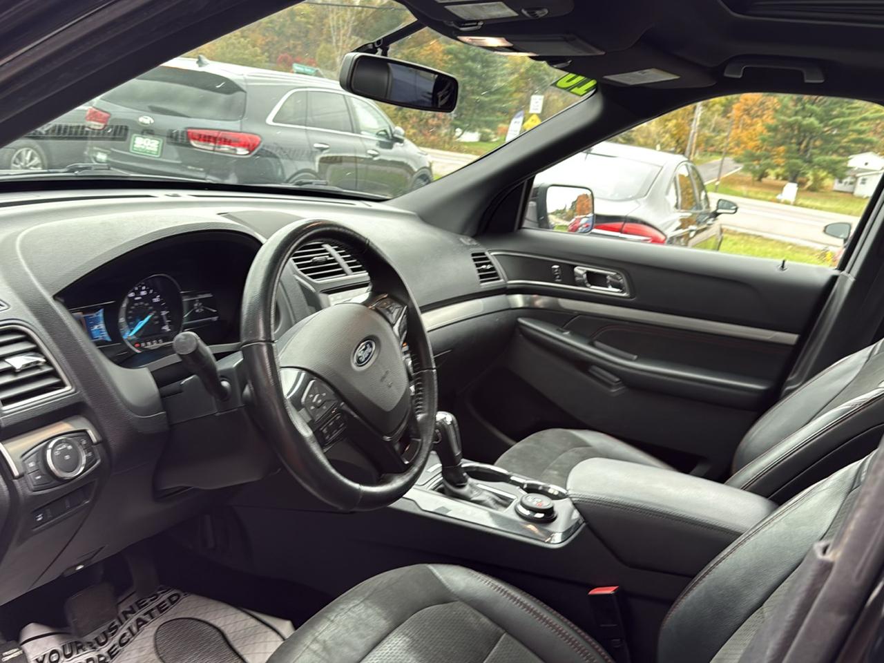 Ford Explorer XLT 4WD 2018