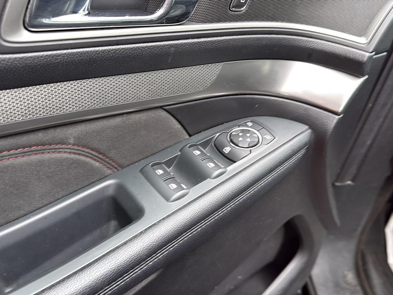 Ford Explorer XLT 4WD 2018