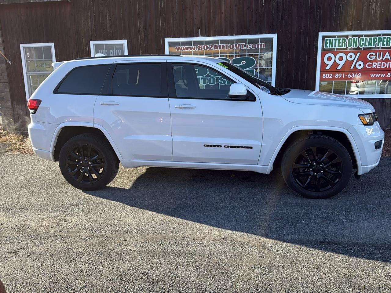 Jeep Grand Cherokee Laredo 4WD 2017