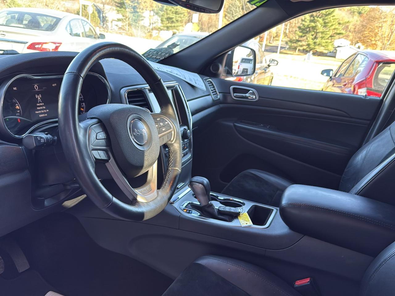 Jeep Grand Cherokee Laredo 4WD 2017
