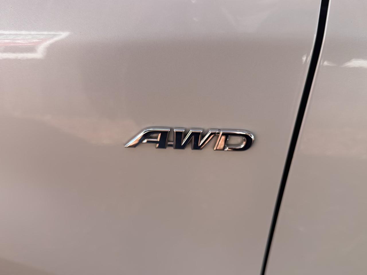 Toyota Sienna XLE 7-Passenger AWD 2017