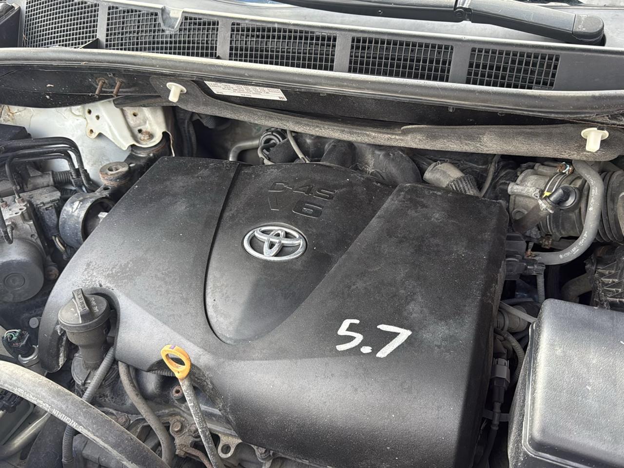 Toyota Sienna XLE 7-Passenger AWD 2017